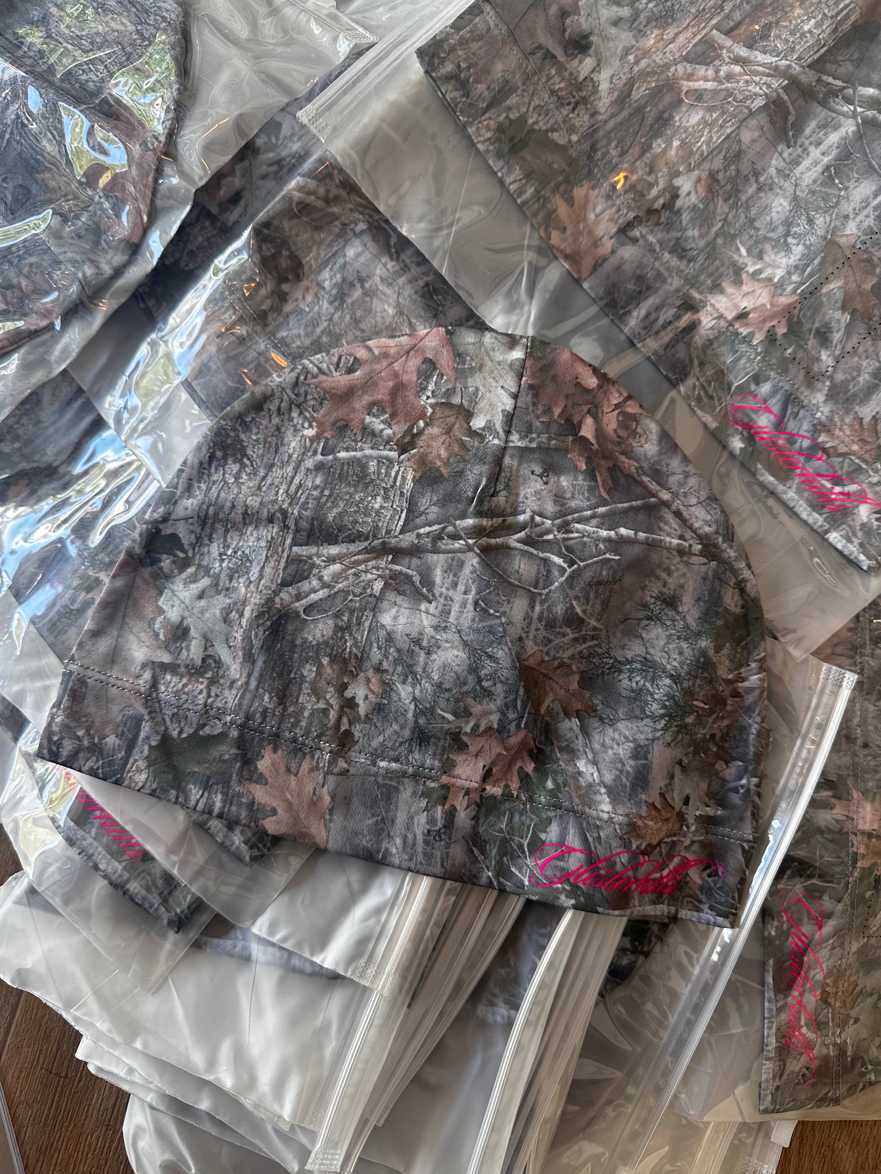 GLISTER CAMO SKULL CAP